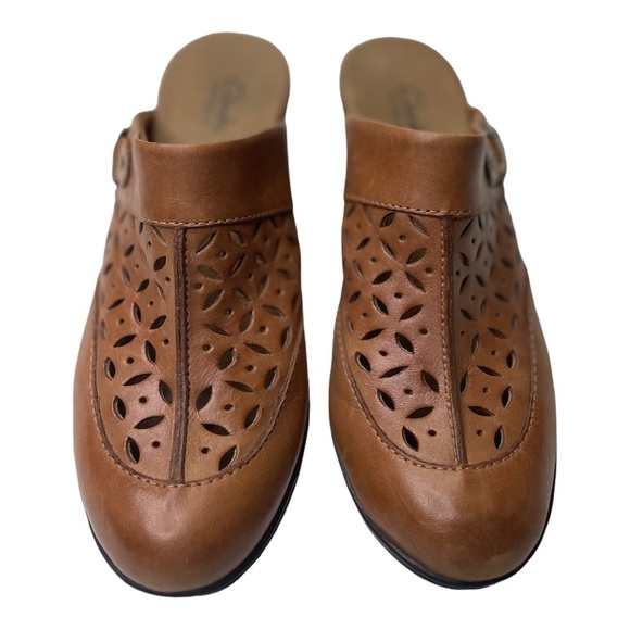 Clarks Bendables Women’s Brown Leather Heeled Mules - Picture 2 of 9